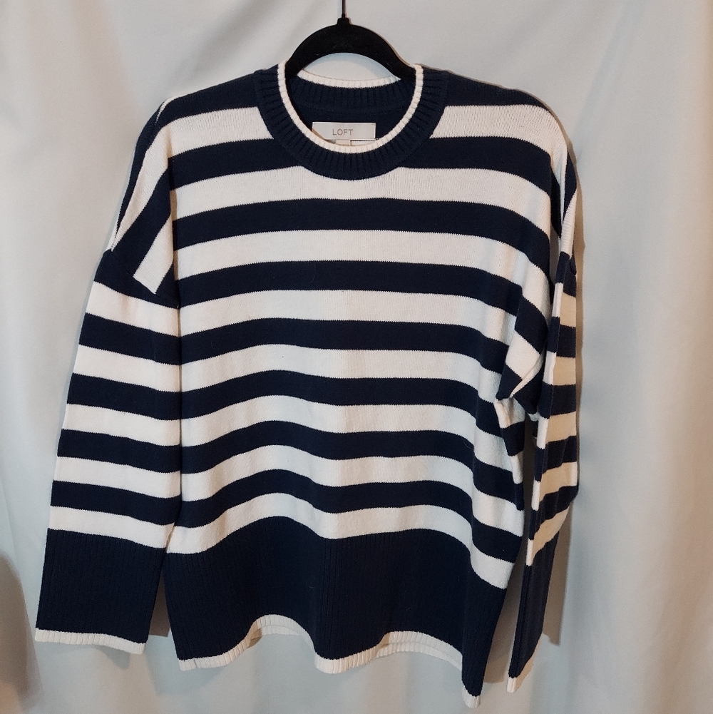 LOFT Cotton Blend Coastal Nautical Striped Crewneck Sweater in Navy and White